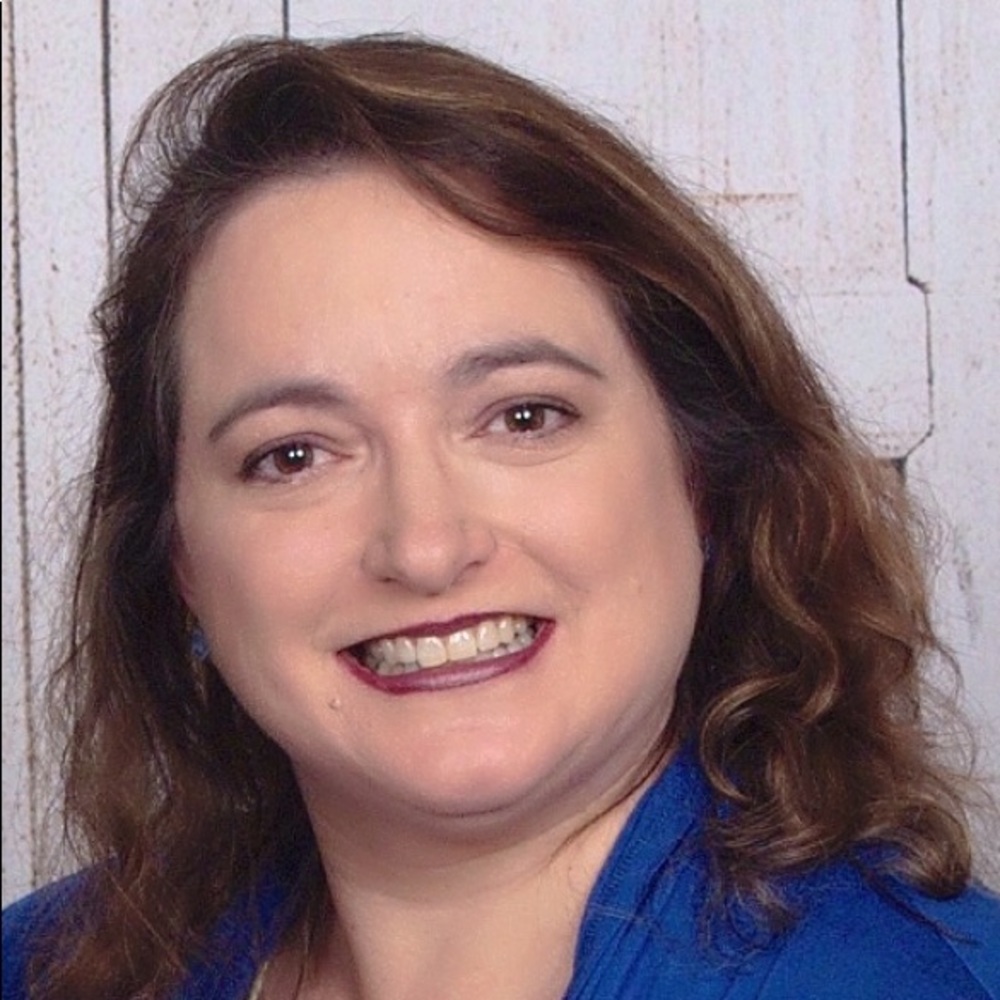 Meet your Posher, Karen - Picture 7 of 8